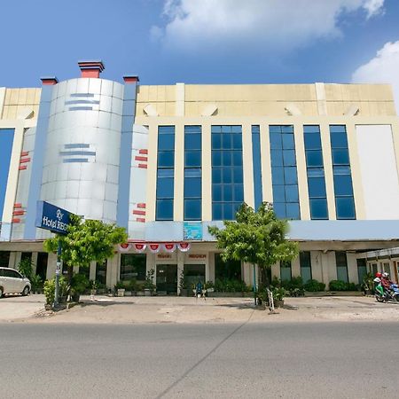 OYO 3031 Hotel Regenerasi Banjarmasin  Bagian luar foto